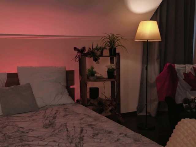 LisaAndDenis live cam on BongaCams