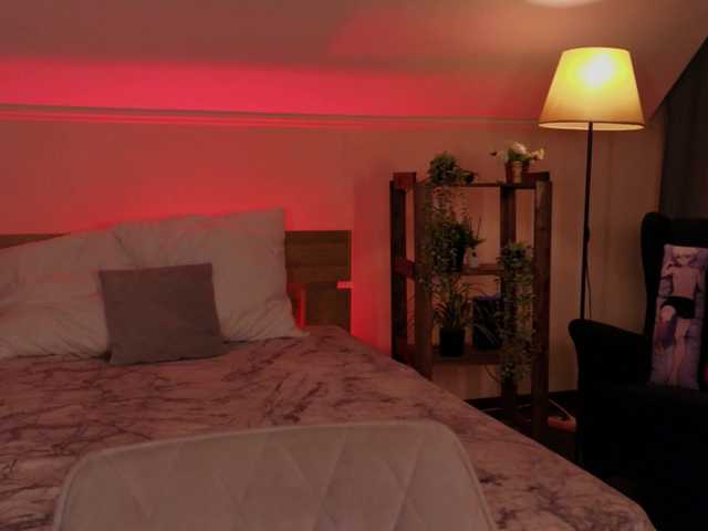 LisaAndDenis live cam on BongaCams