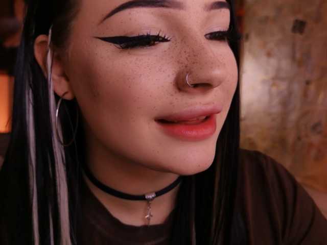 LisaAndDenis live cam on BongaCams