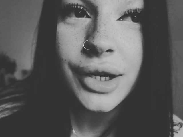 LisaAndDenis live cam on BongaCams