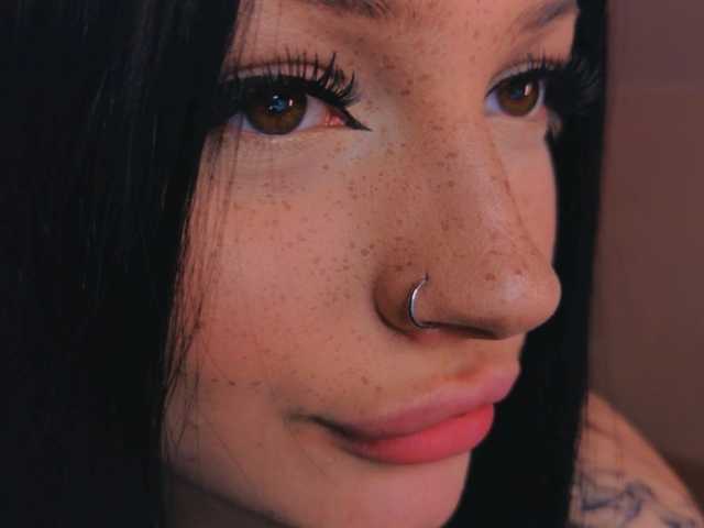 LisaAndDenis live cam on BongaCams