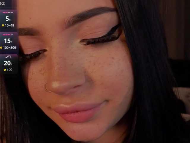 LisaAndDenis's BongaCams show and profile