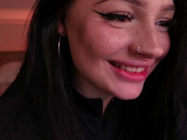 LisaAndDenis live cam on BongaCams