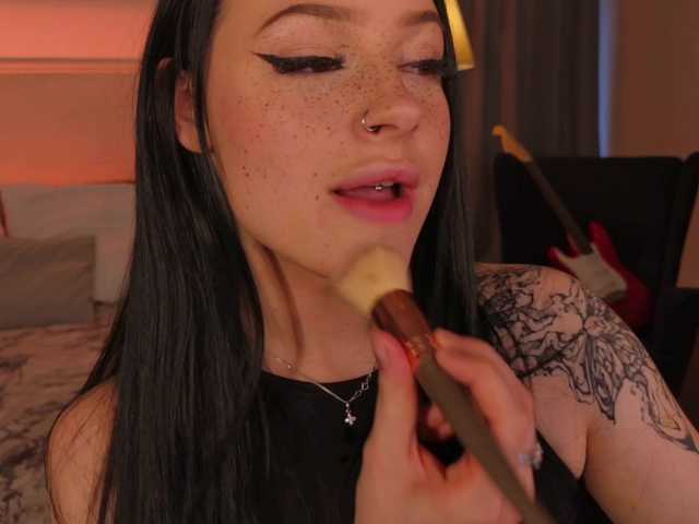 LisaAndDenis live cam on BongaCams