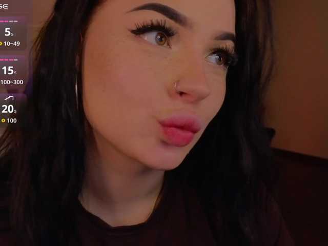 LisaAndDenis's BongaCams show and profile