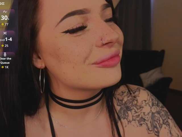 LisaAndDenis's BongaCams show and profile