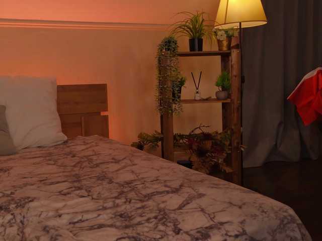LisaAndDenis live cam on BongaCams