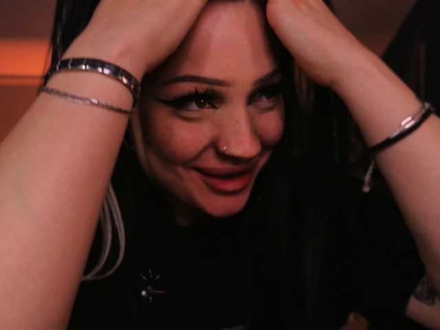 LisaaLiss live cam on BongaCams