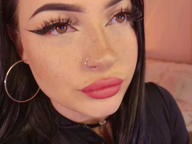 LisaAndDenis live cam on BongaCams