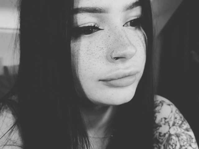 LisaAndDenis live cam on BongaCams