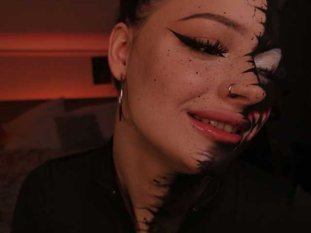 LisaAndDenis live cam on BongaCams