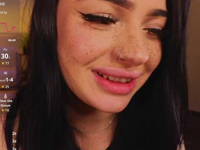 LisaAndDenis's BongaCams show and profile