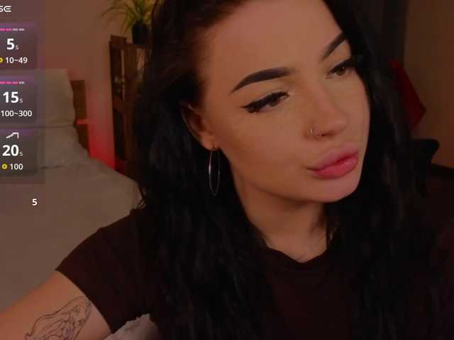 LisaAndDenis's BongaCams show and profile