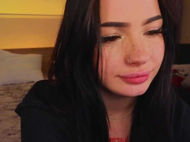 LisaAndDenis's BongaCams show and profile