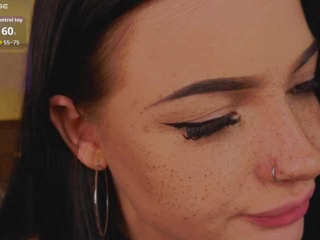 LisaAndDenis's BongaCams show and profile