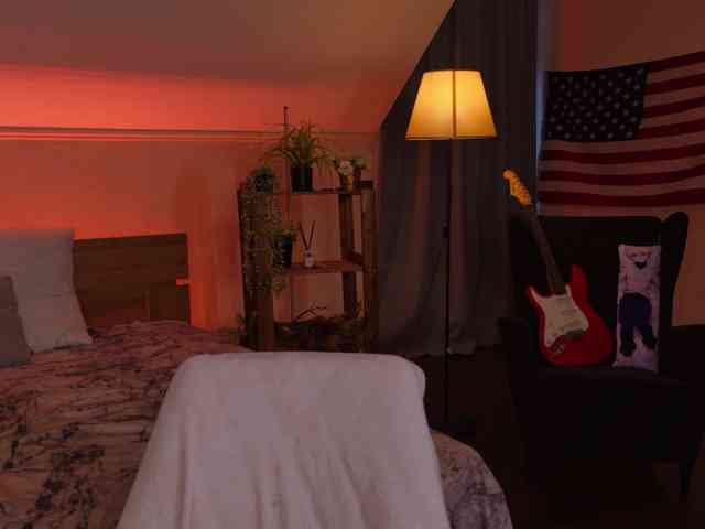 LisaaLiss webcam
