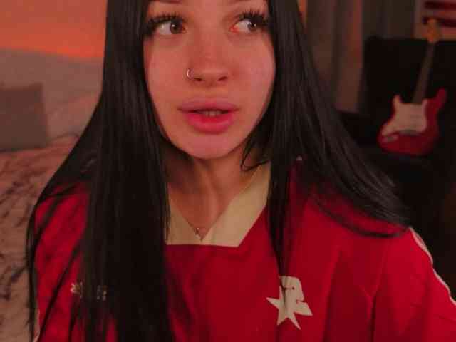 LisaAndDenis Sex Cam Show