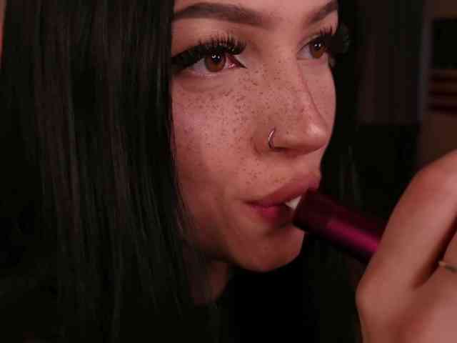 LisaaLiss webcam