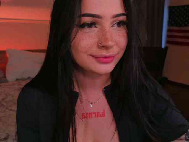 LisaaLiss webcam