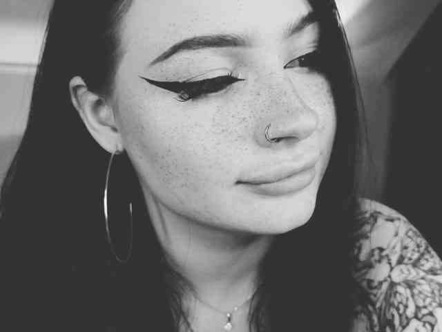 LisaaLiss webcam