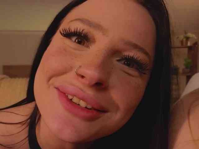 LisaaLiss webcam