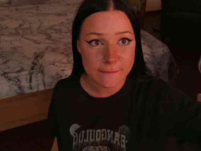 LisaaLiss webcam