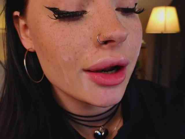 LisaaLiss webcam