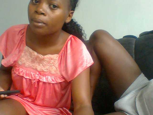 Africanmandk live cam on UnifiedCams