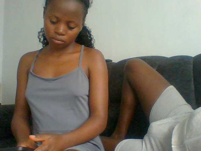 Africanmandk live cam on UnifiedCams