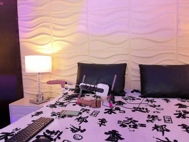 MeganBlazze live cam on BongaCams