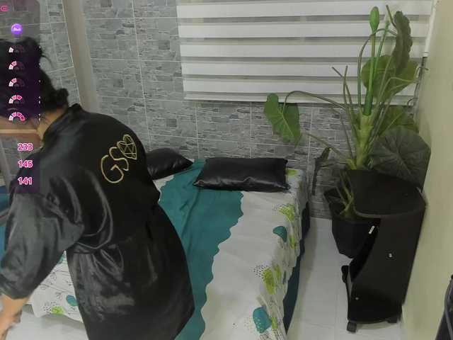 MeganBlazze live cam on BongaCams