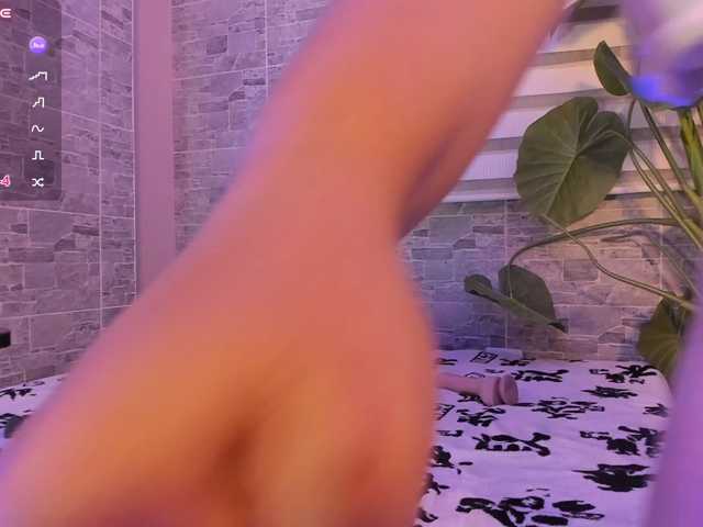 MeganBlazze live cam on BongaCams