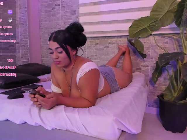 MeganBlazze live cam on BongaCams