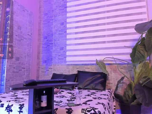 MeganBlazze live cam on BongaCams
