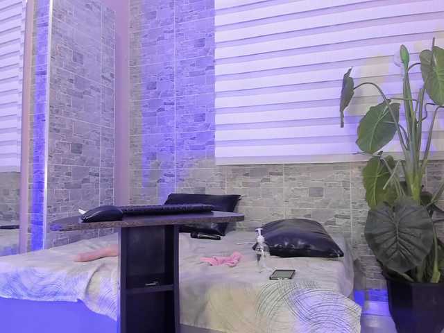 MeganBlazze live cam on BongaCams