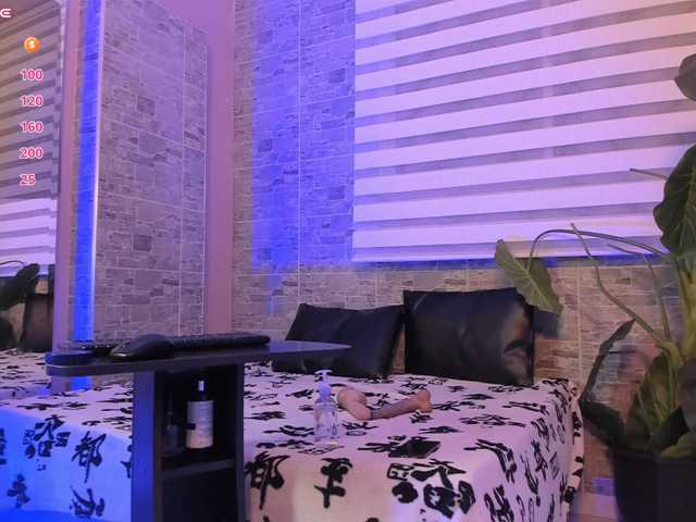 MeganBlazze live cam on BongaCams