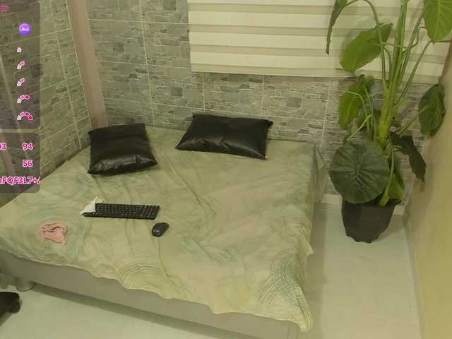 MeganBlazze live cam on BongaCams