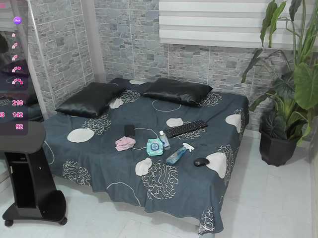MeganBlazze live cam on BongaCams