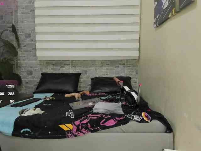 MeganBlazze webcam