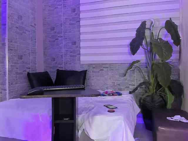 MeganBlazze webcam
