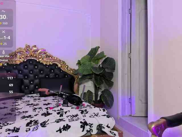 MeganBlazze webcam