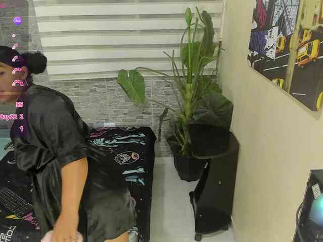 MeganBlazze webcam