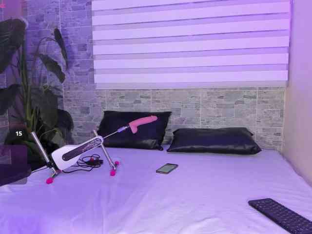 MeganBlazze webcam
