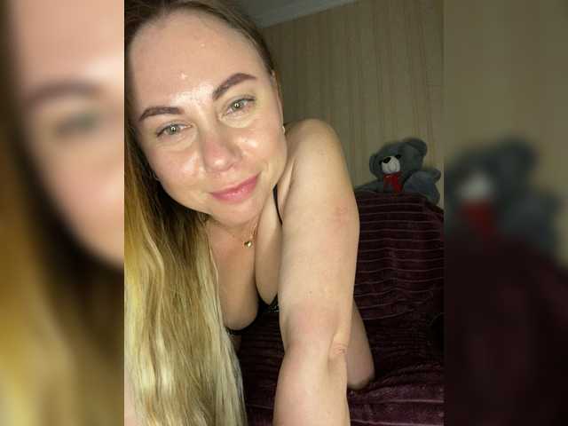 LuxuryAlya8's BongaCams show and profile