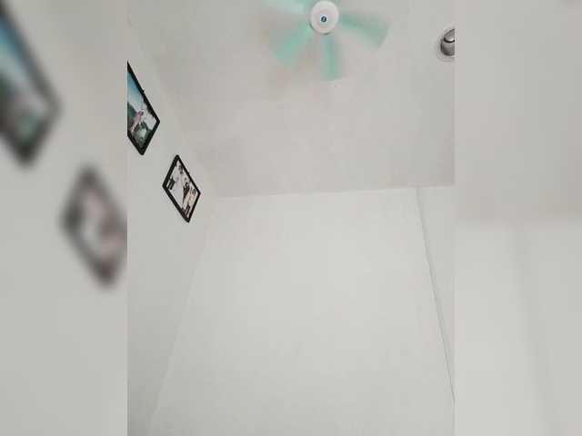 CherrieRose30 Live Cam and Statistics on UnifiedCams