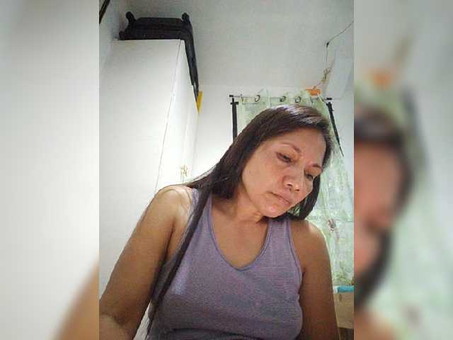 CherrieRose30 live cam on BongaCams