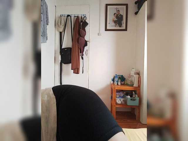 CherrieRose30 live cam preview