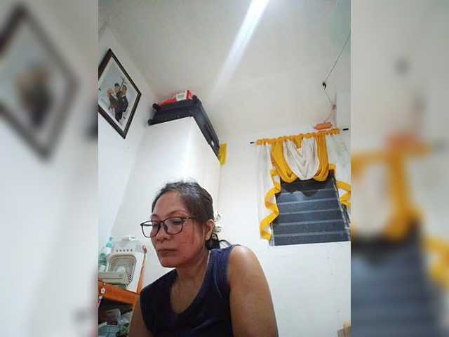 CherrieRose30 live cam on BongaCams