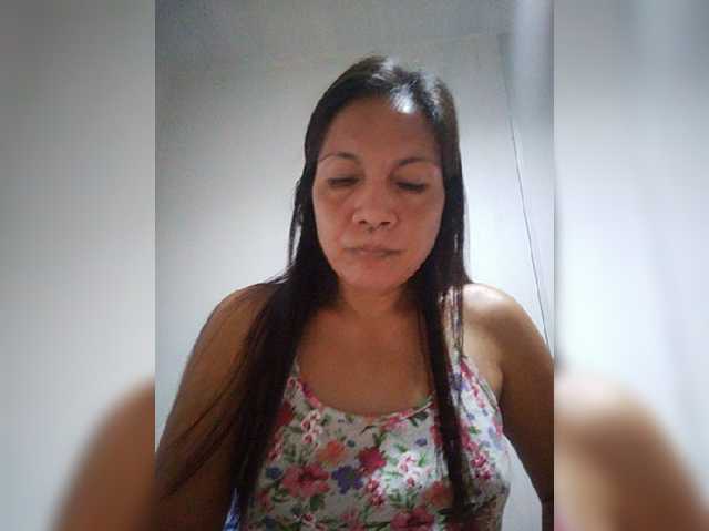 CherrieRose30 live cam on BongaCams