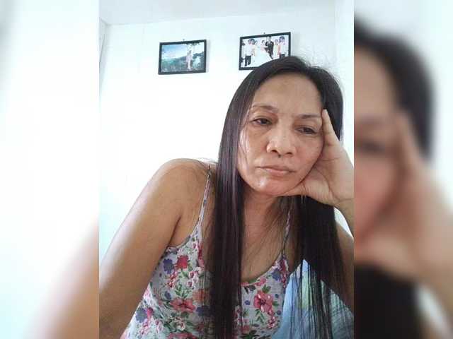 CherrieRose30 live cam on BongaCams